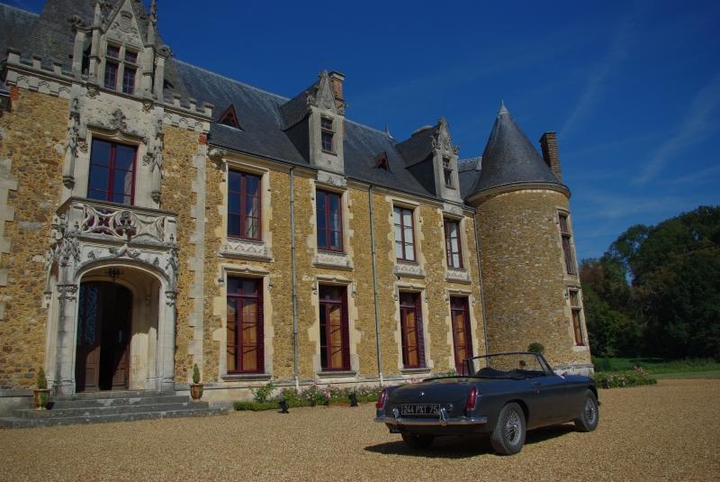 Château De Cheronne Bed & Breakfast Tuffe Ngoại thất bức ảnh